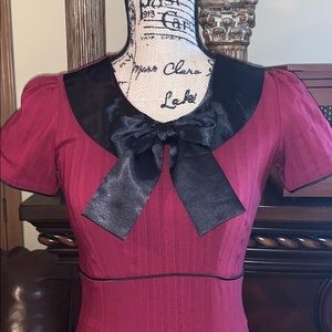 Red-Black - sleek midi dress